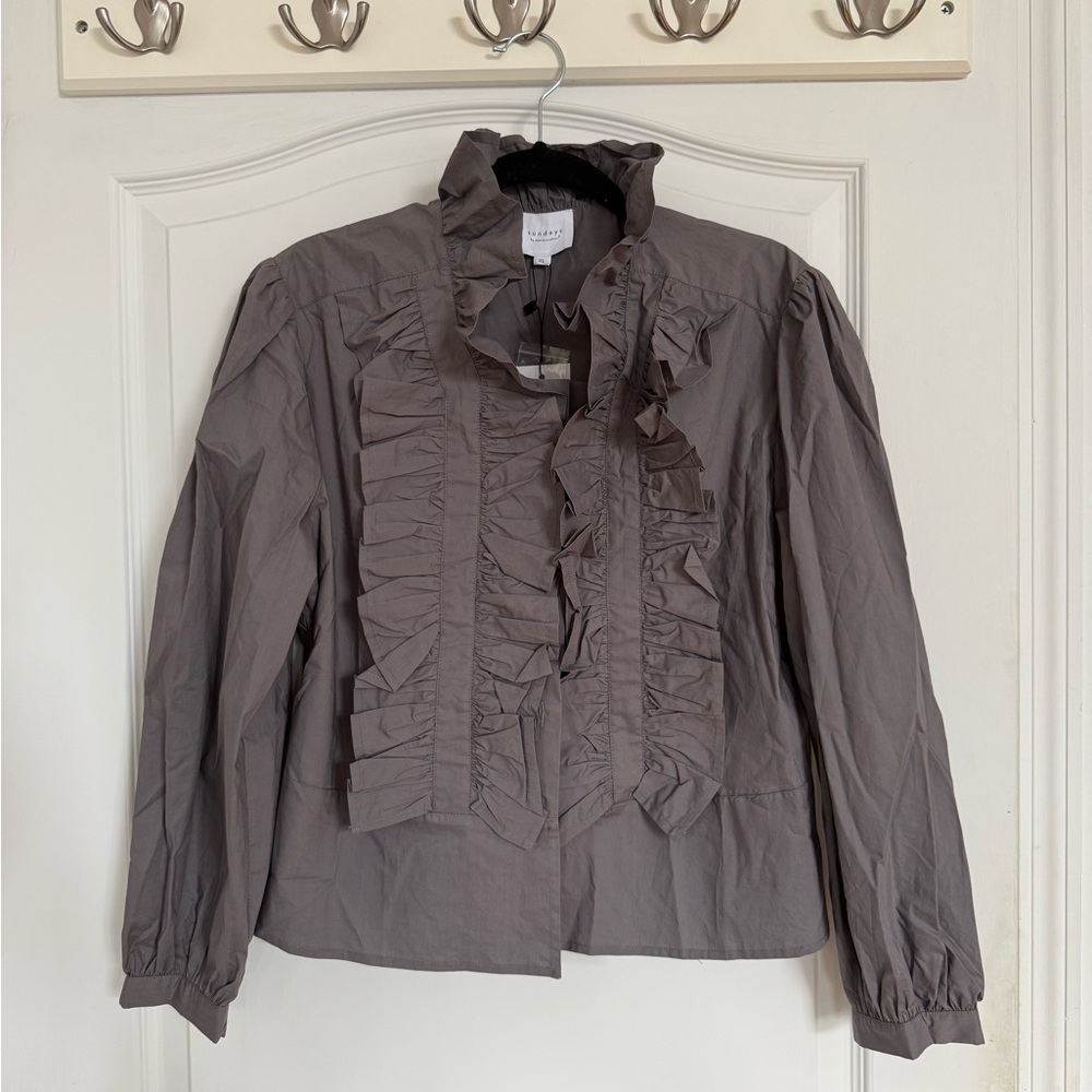 Elegant Gray Ruffled Women's Shirt